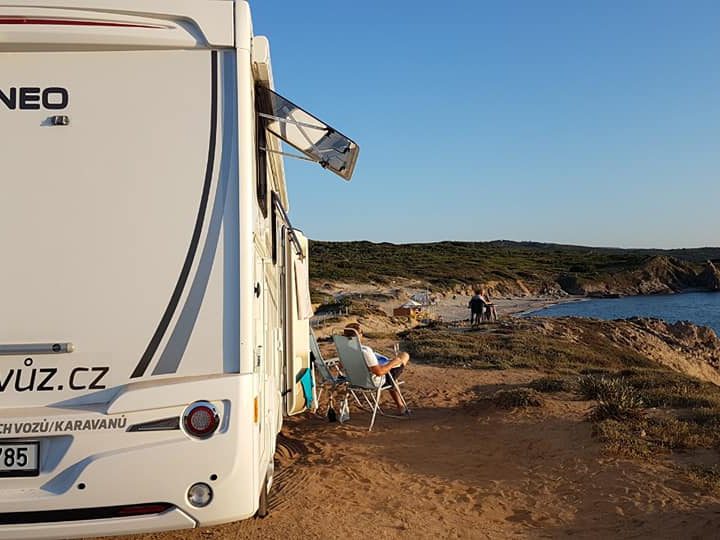 pujceni_karavanu_pronajem_obytnyvuzcz_09