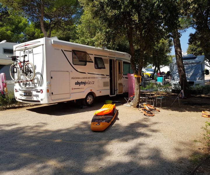 pujceni_karavanu_pronajem_obytnyvuzcz_23