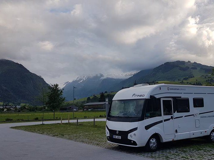 pujceni_karavanu_pronajem_obytnyvuzcz_32