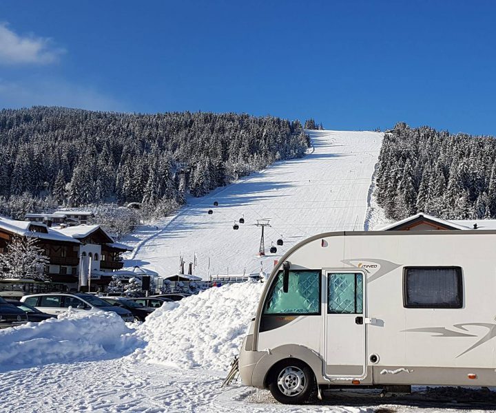 pujceni_karavanu_pronajem_obytnyvuzcz_35